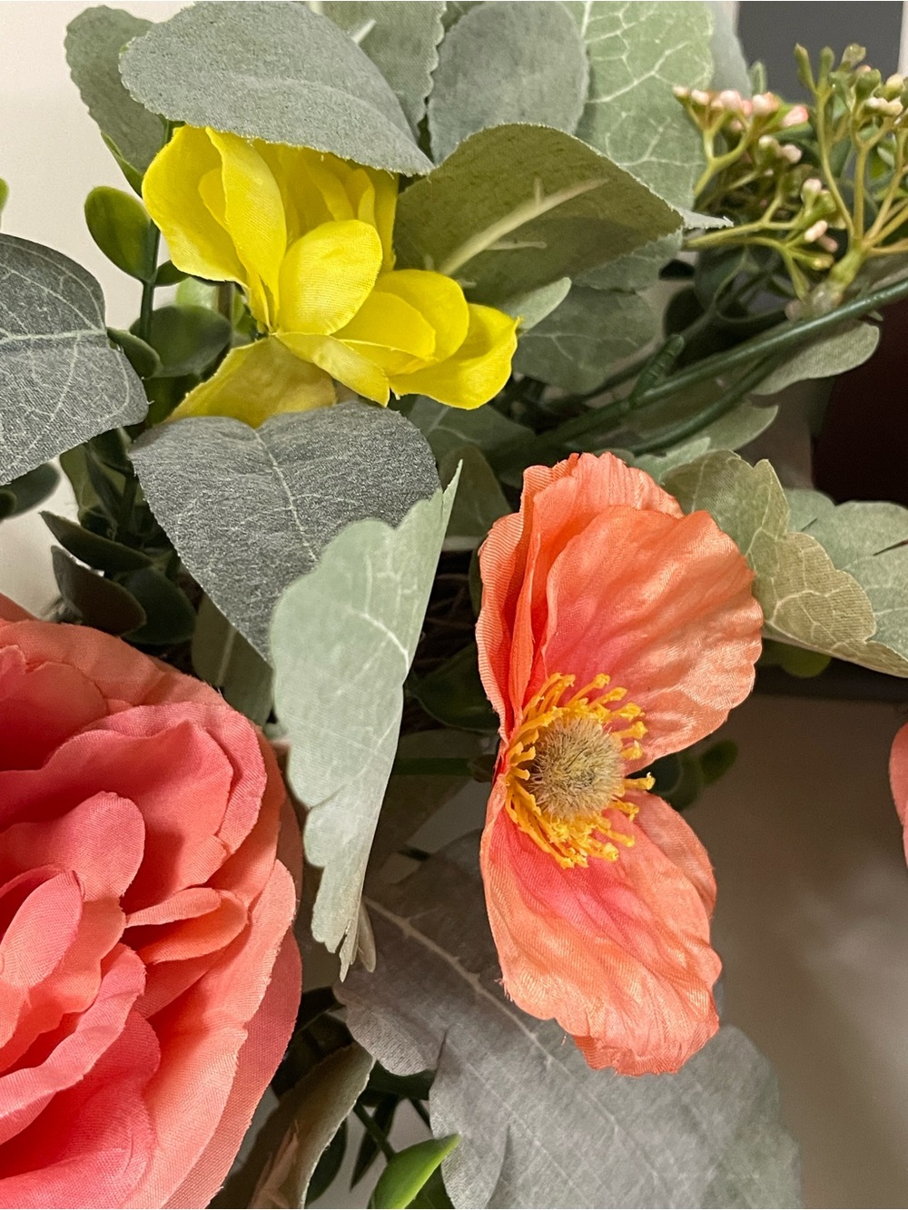 Orange Rose Ranunculus Wreath - Picture 5 of 11